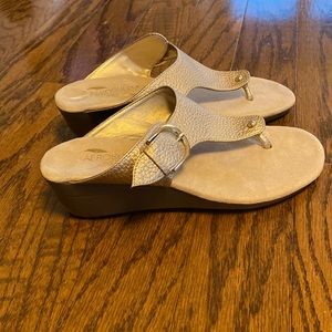 Aerosoles wedge sandals